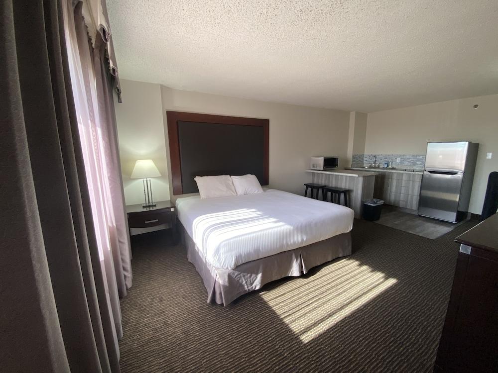 Medicine Hat Lodge, Trademark Collection By Wyndham Exteriör bild