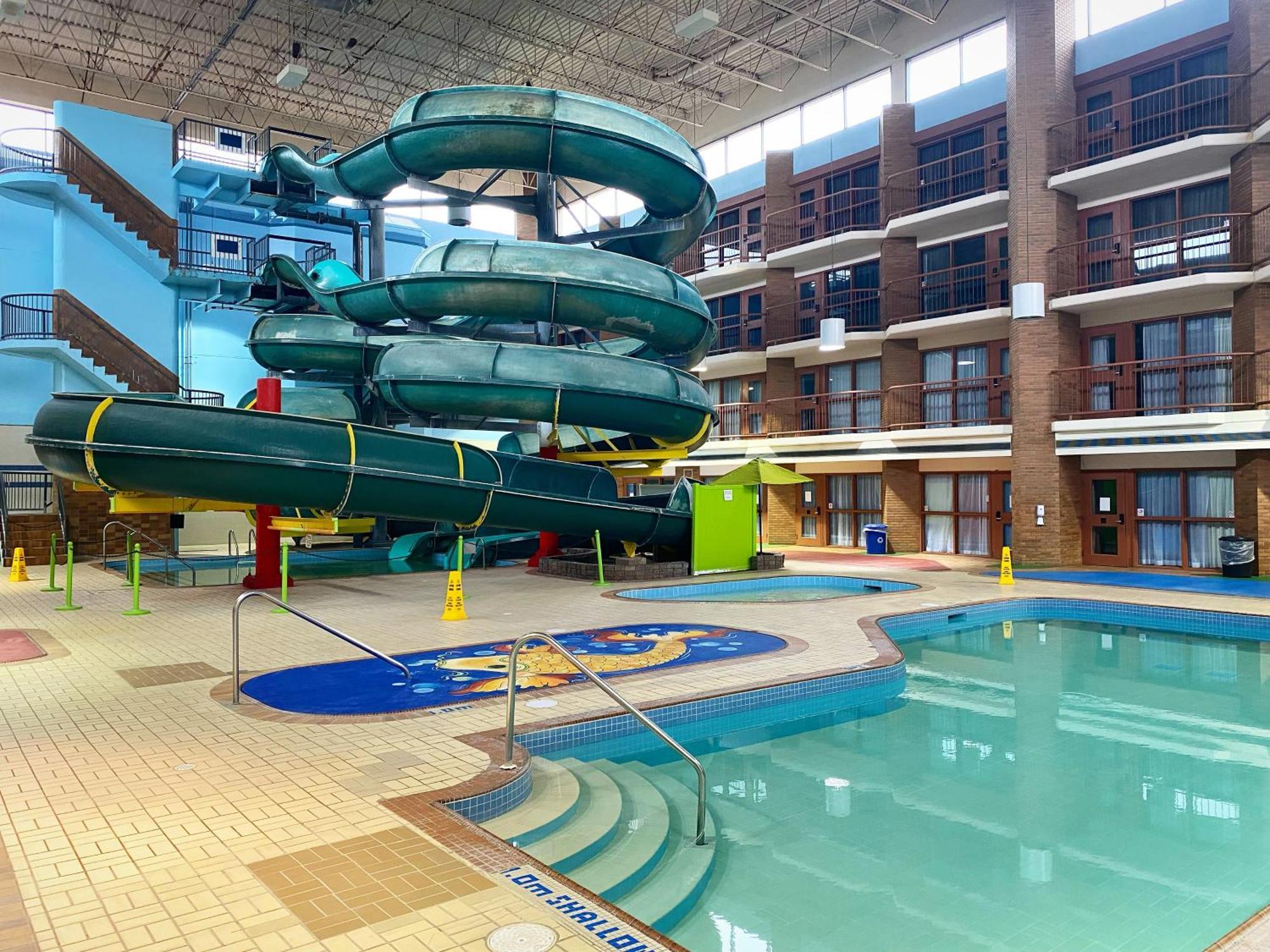Medicine Hat Lodge, Trademark Collection By Wyndham Exteriör bild