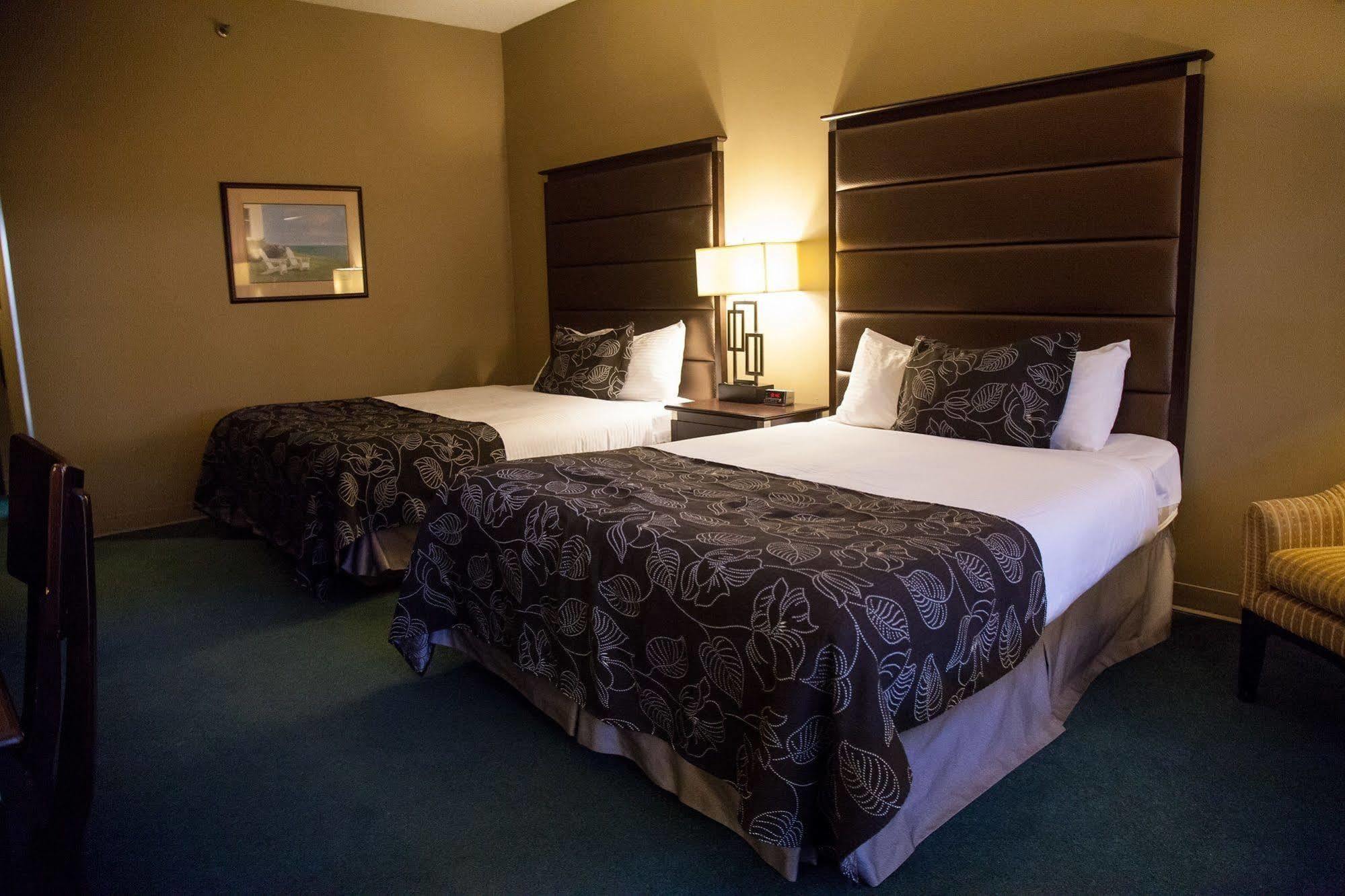 Medicine Hat Lodge, Trademark Collection By Wyndham Exteriör bild