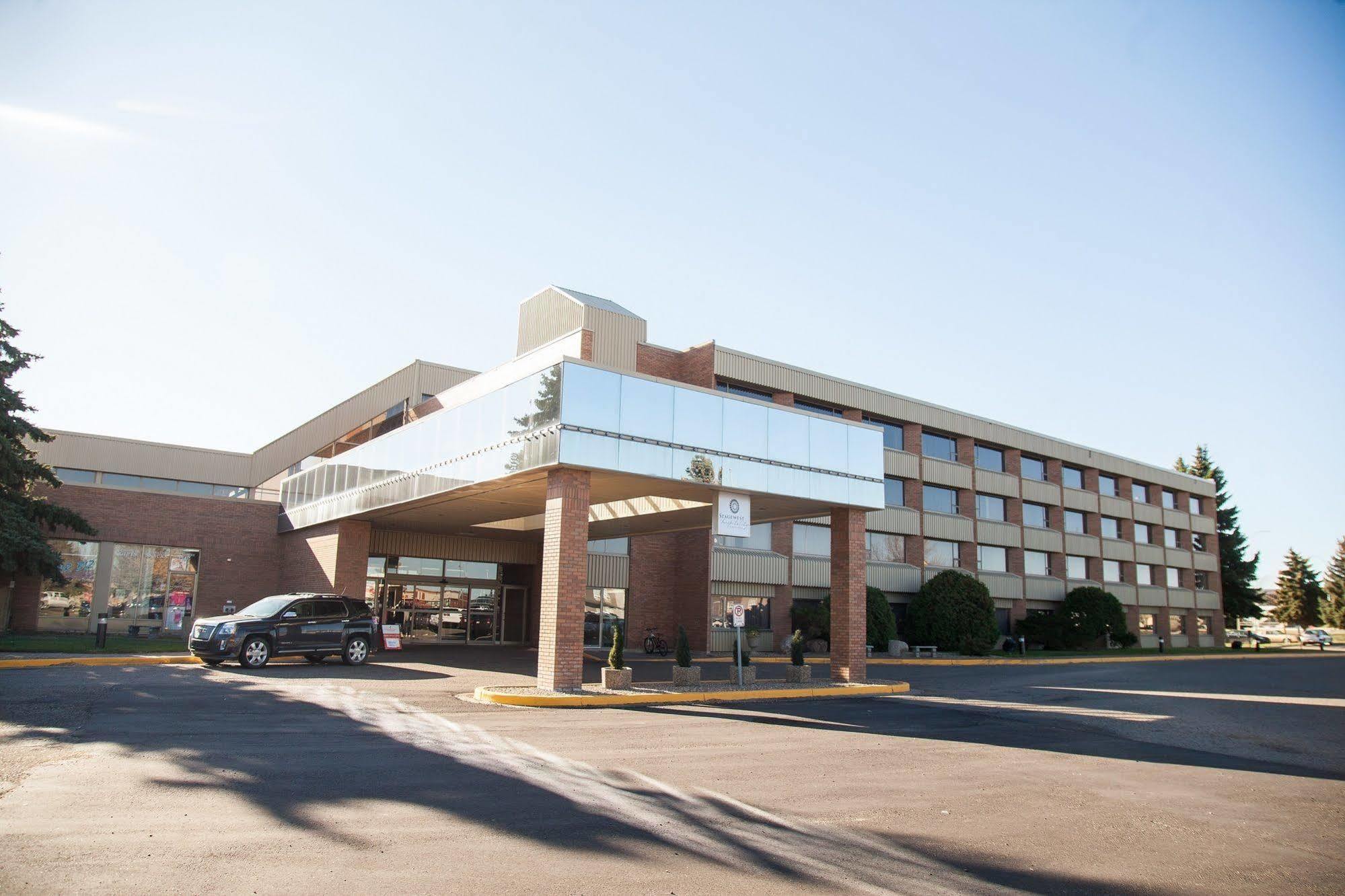 Medicine Hat Lodge, Trademark Collection By Wyndham Exteriör bild